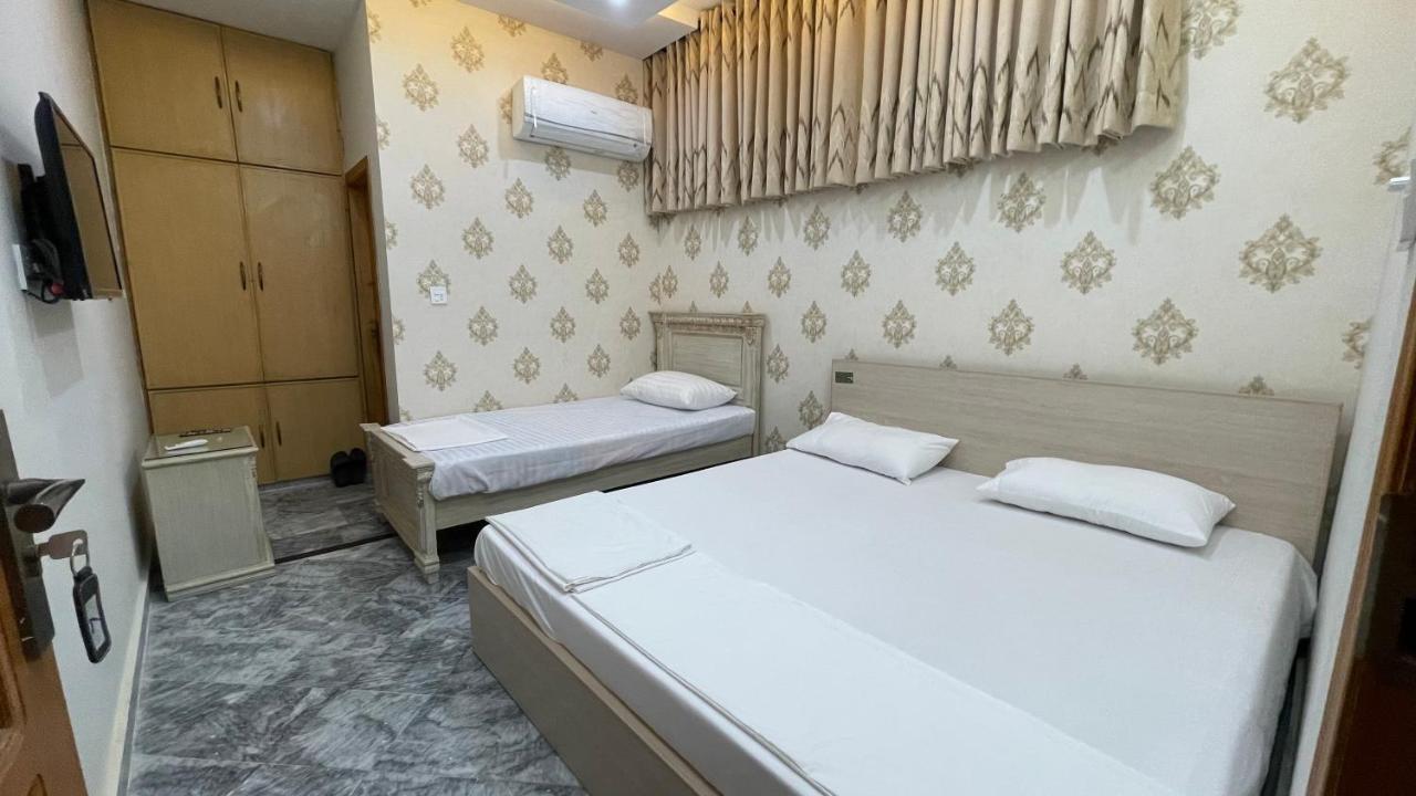 Midways Guest House And Hotels 伊斯兰堡 外观 照片