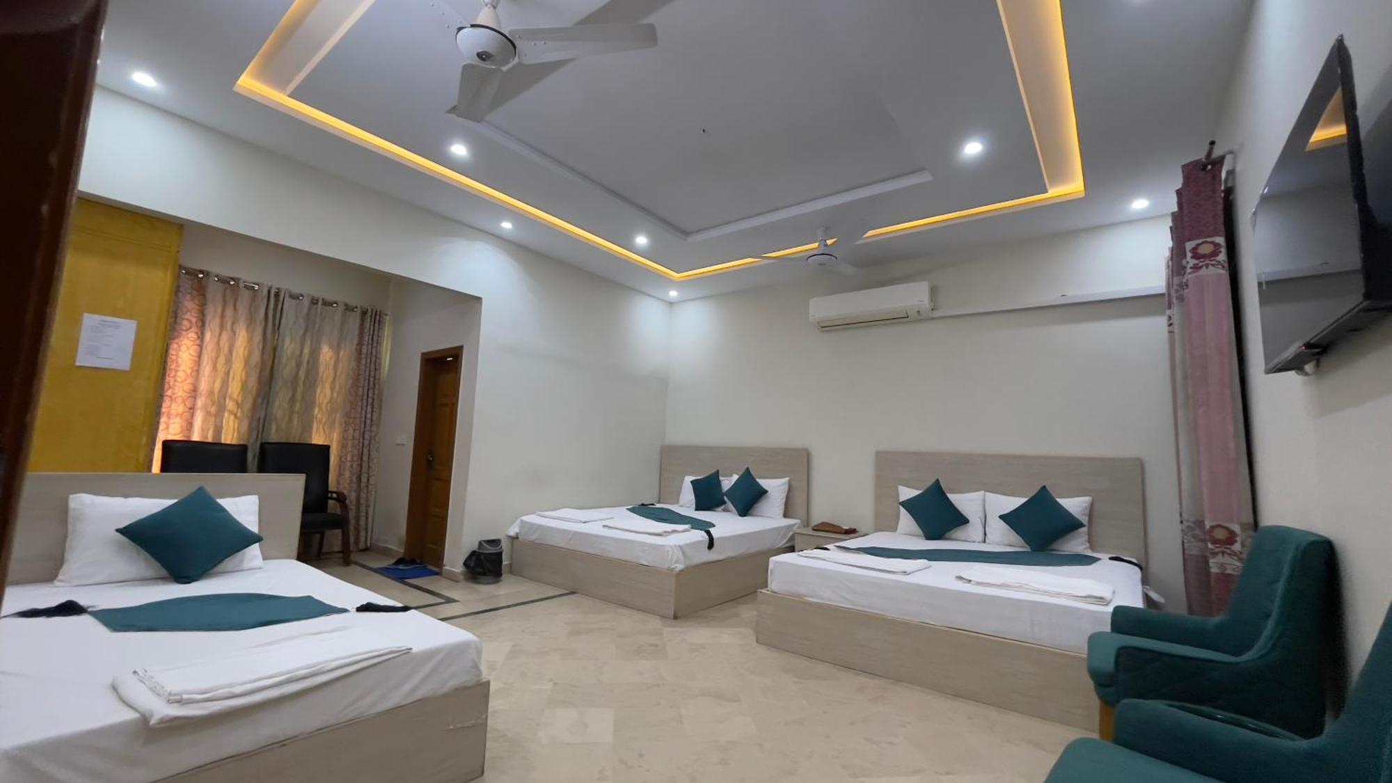 Midways Guest House And Hotels 伊斯兰堡 外观 照片
