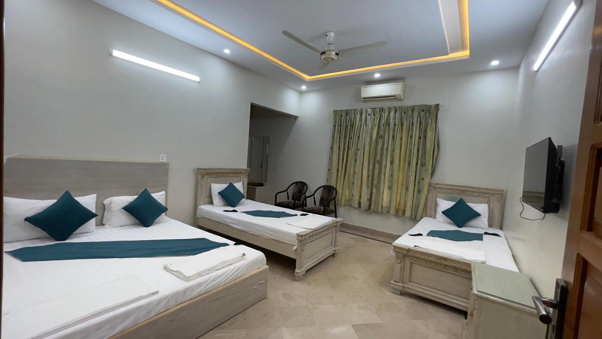 Midways Guest House And Hotels 伊斯兰堡 外观 照片