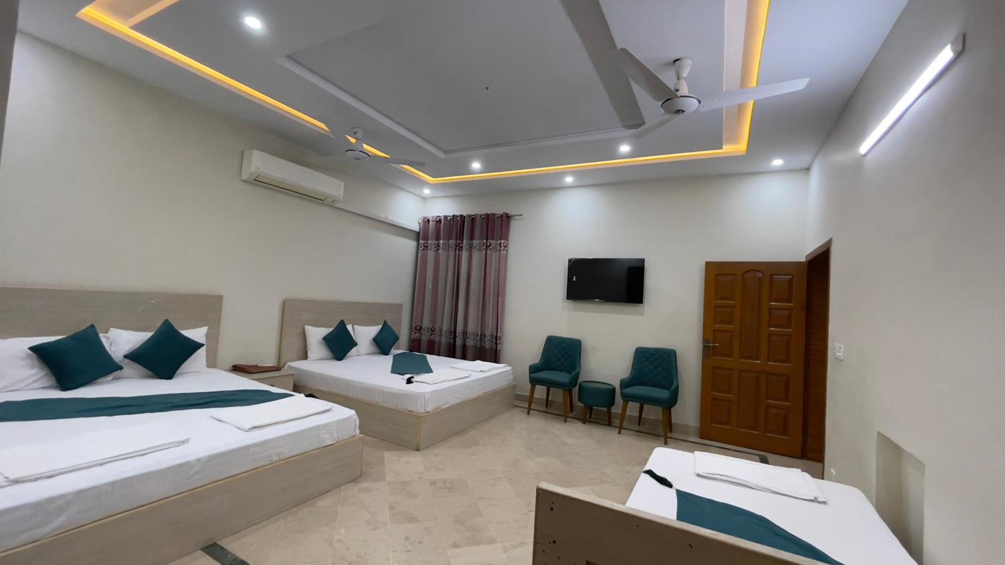 Midways Guest House And Hotels 伊斯兰堡 外观 照片